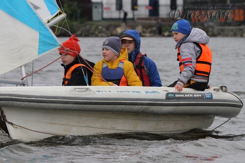 Экипаж яхты Иту Лариу Дэн